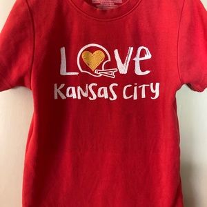 4T Unisex Kansas City Chiefs Soft Tee 🏈❤️💛🏈